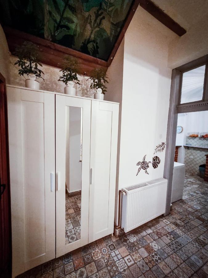 Home Central Apartment Brasov Luaran gambar